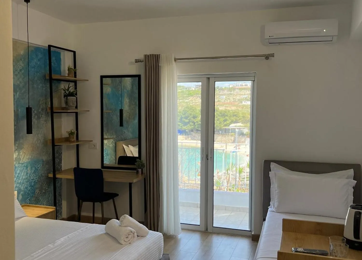 Bed & Breakfast Emar Beachfront Hotel Ksamil Albania