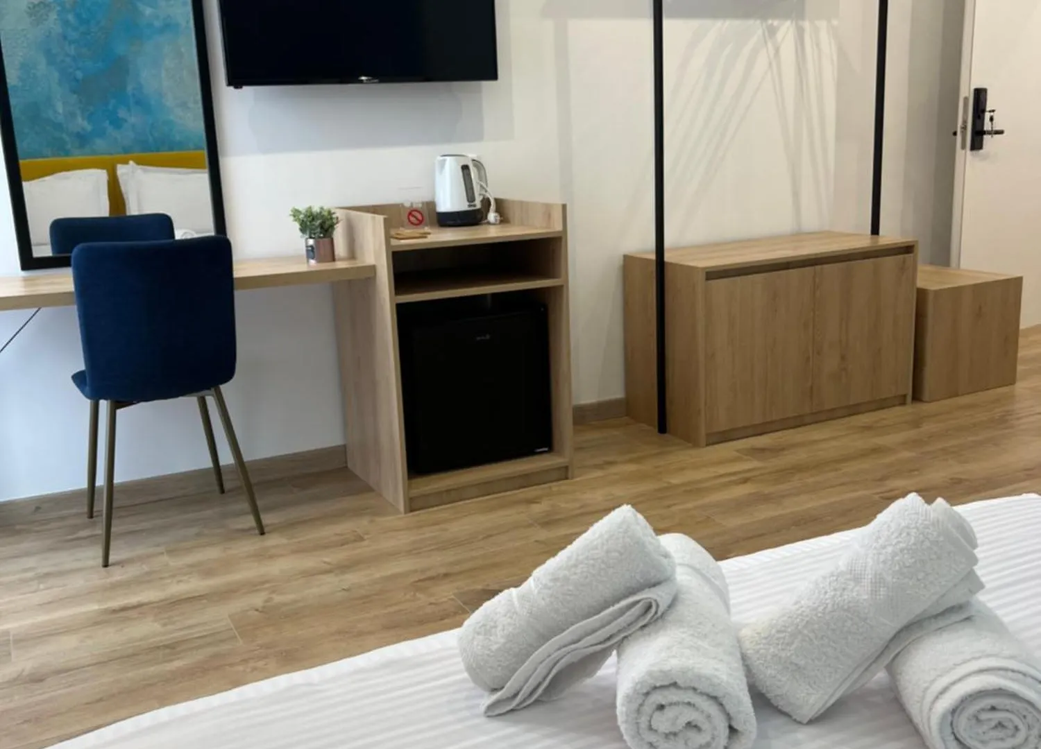 Emar Beachfront Hotel Ksamil Alojamento de Acomodação e Pequeno-almoço