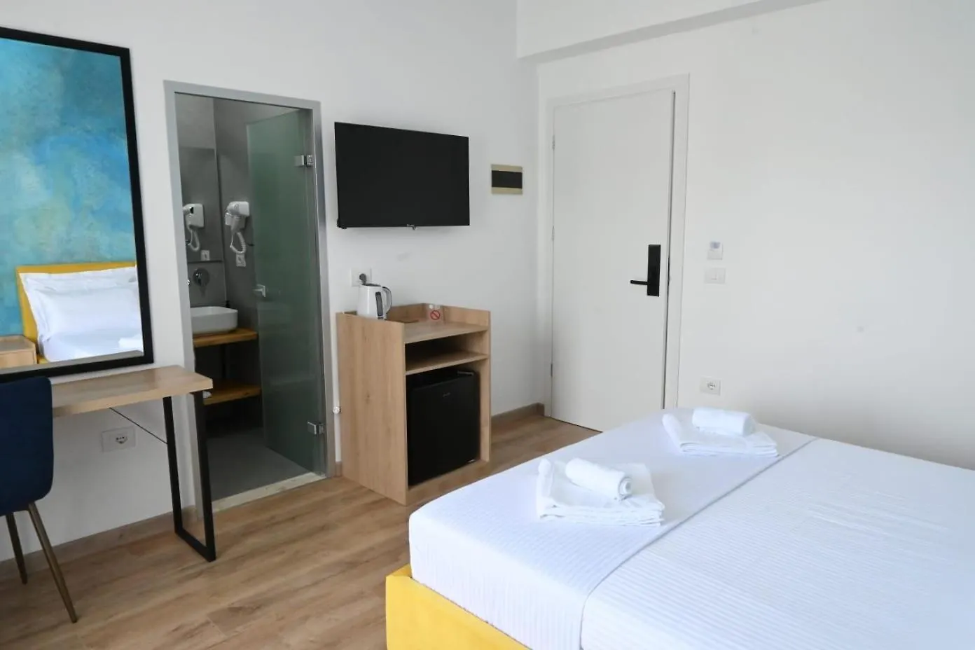 Emar Beachfront Hotel Ksamil Albania