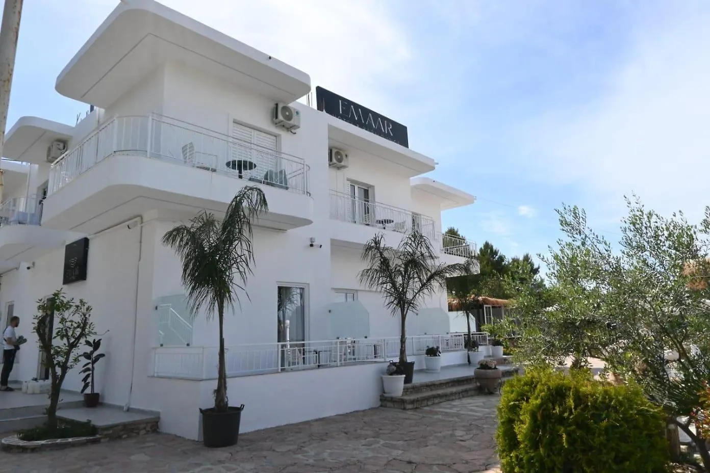 Emar Beachfront Hotel Ksamil Bed & Breakfast