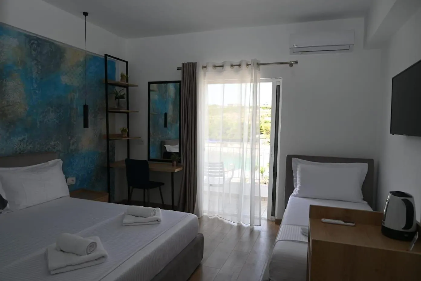 Emar Beachfront Hotel Ksamil Alojamento de Acomodação e Pequeno-almoço