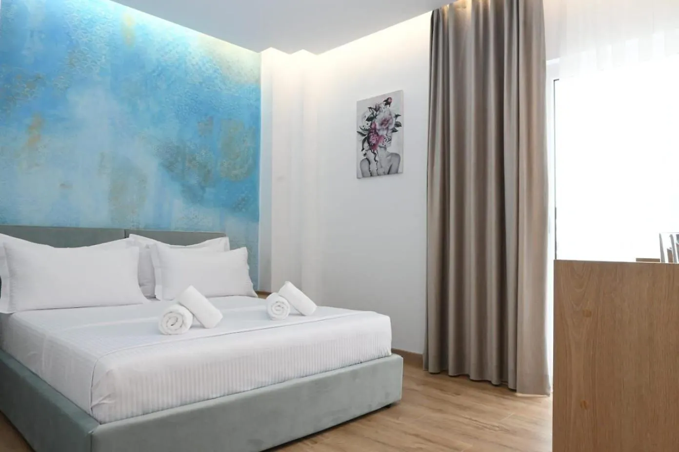 Emar Beachfront Hotel Ksamil 0*,  Albania