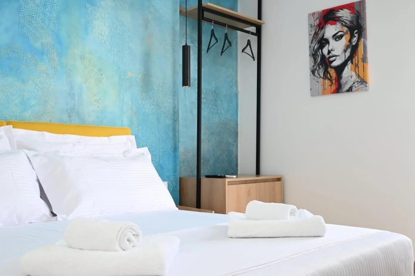 Emar Beachfront Hotel Ksamil Bed & Breakfast